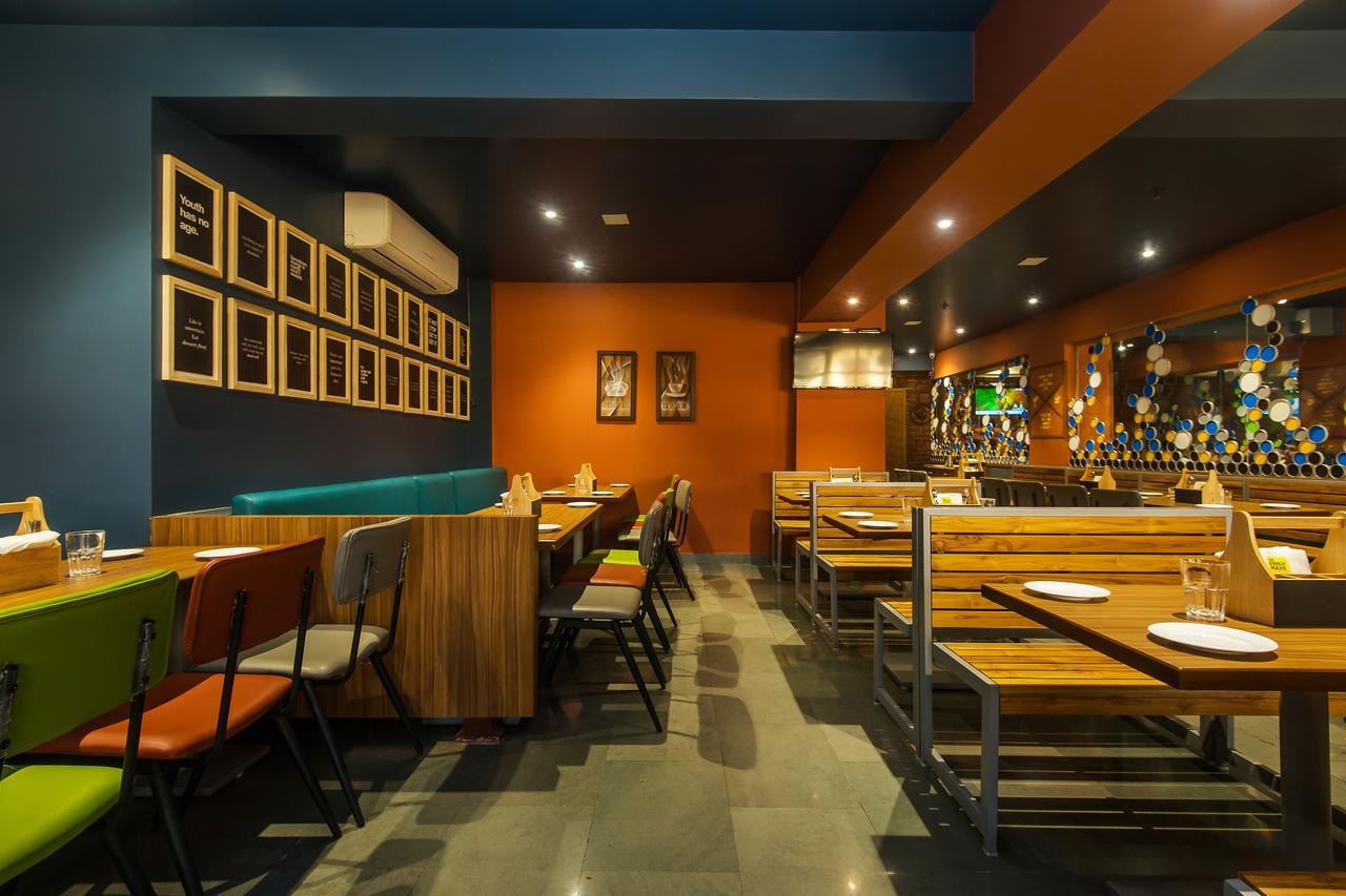 Oyo 13857 Hotel Imperial Umele Ngoại thất bức ảnh