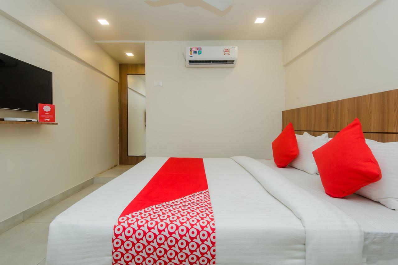 Oyo 13857 Hotel Imperial Umele Ngoại thất bức ảnh
