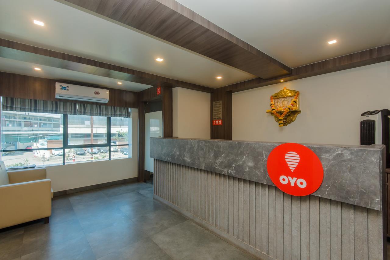 Oyo 13857 Hotel Imperial Umele Ngoại thất bức ảnh